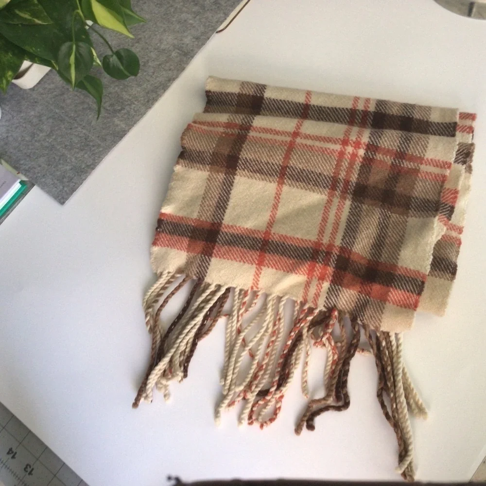 Banana Republic Wool Plaid Pattern  Scarf Winter Cold Weather